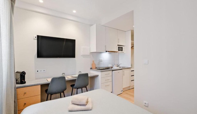 Lovely studio fully equipped near subway N3