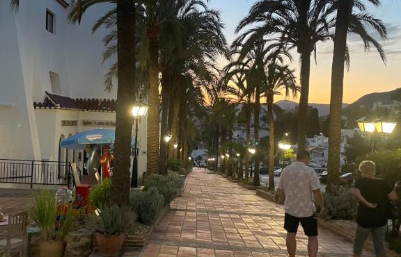 Lovely studio Nerja ground floor