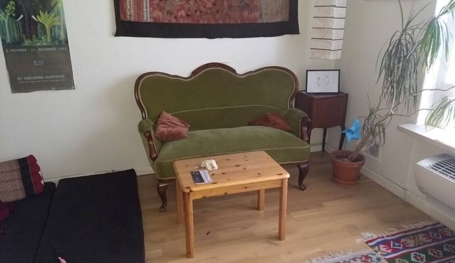 Lovely villa close to the station and green areas!