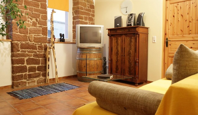 Lovingly restored apartment in the middle of the city for 2 people.