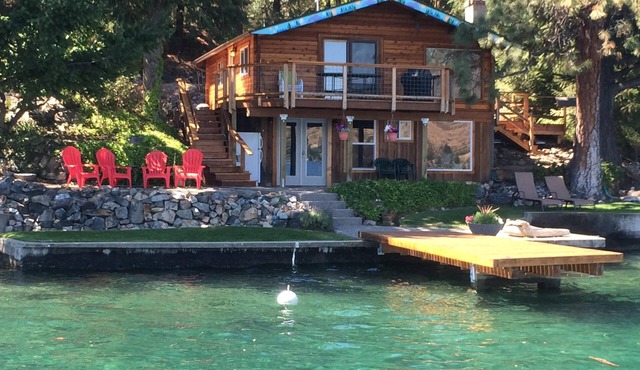 Low Bank Waterfront Cabin on Lake Chelan