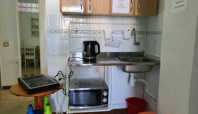 Low Cost Room Las Llaves 1