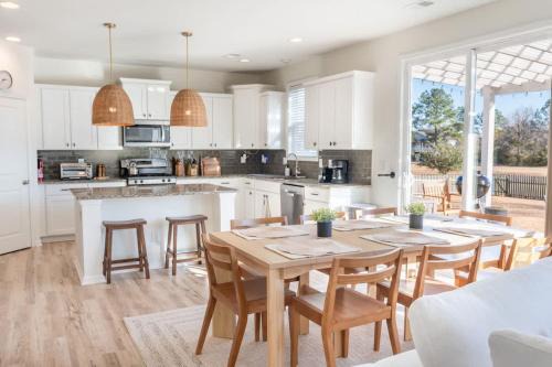 Lowcountry Waterfront Home with Peloton & Office