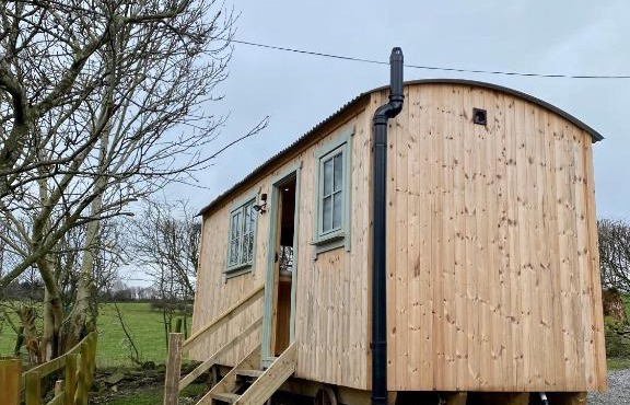 Lowgingerfield Shepherd Hut