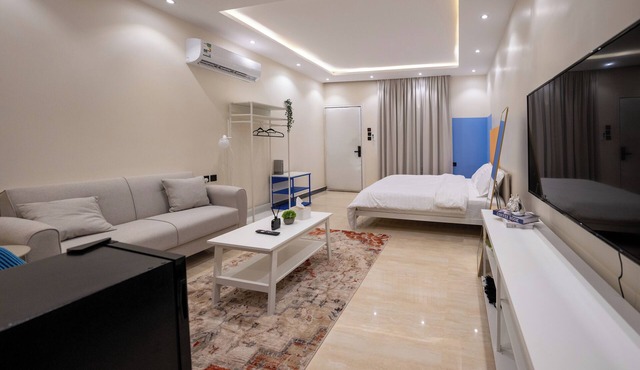 LP36.6 - Pristine Studio Apt Near Boulevard City