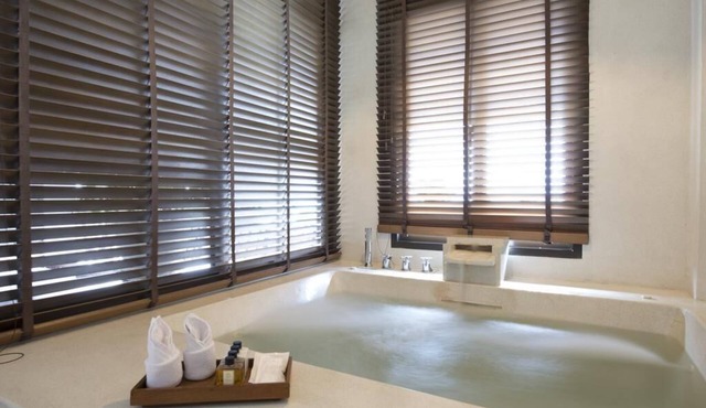LS14RO - Two Bedroom Suite Sea View