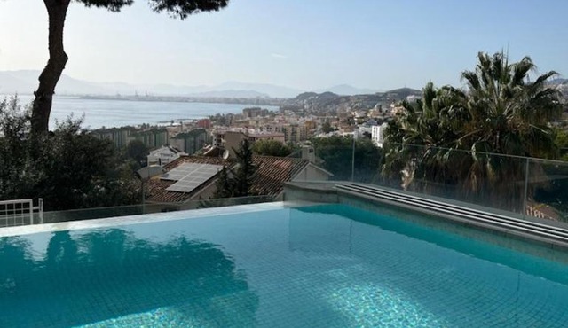 LU&CIA Villa Infinity