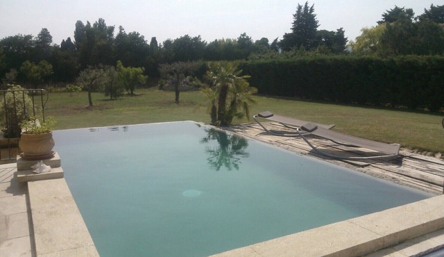 LUBERON Beautiful air-conditioned provencal house with private pool in the countryside