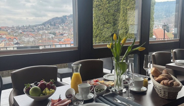 LuCA HOTEL