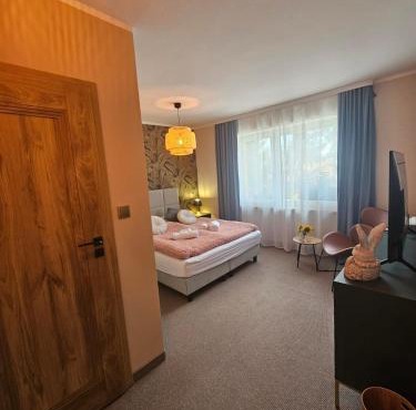LUCAFIORI Hotel OBORY