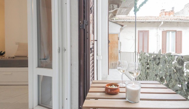 Luce Apartment - One Bedroom Apartment, Sleeps 4