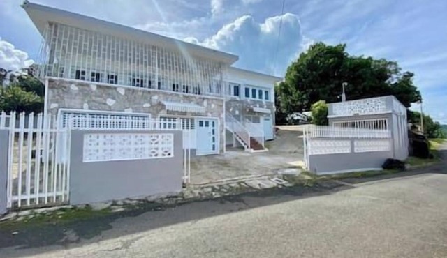 Lucky Luquillo's 100% Solar Beach & El Yunque Rainforest Retreat