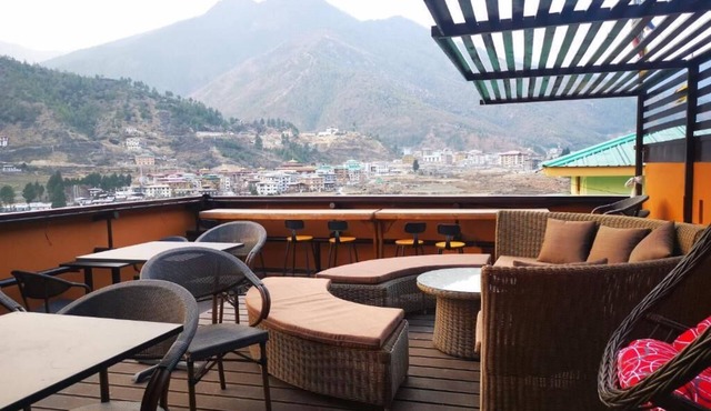 Ludrong Hotel