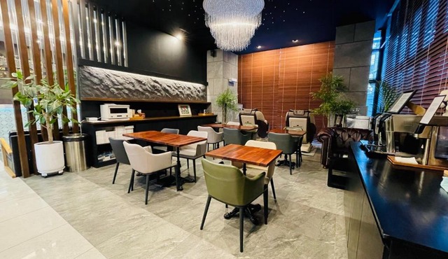 Lumia Tourist Hotel