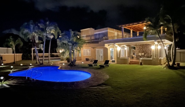 Luquillo Beach- Puerto Rico, 4 Bedroom Vacation Villa With Pool and Wifi