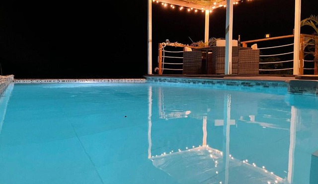 Lush Coastline Serviced Villa With Pool
