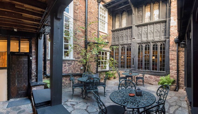 Luttrell Arms Hotel