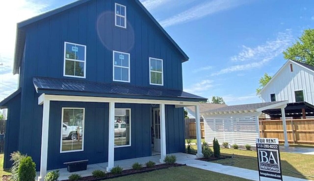 Lux 3BR Cottage | Walk to Rose District | Sleeps 6