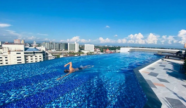 Lux 3BRs Suite/Soft King BEDs+1 ｜Breathtaking Pool｜150m rooftop infinity pool