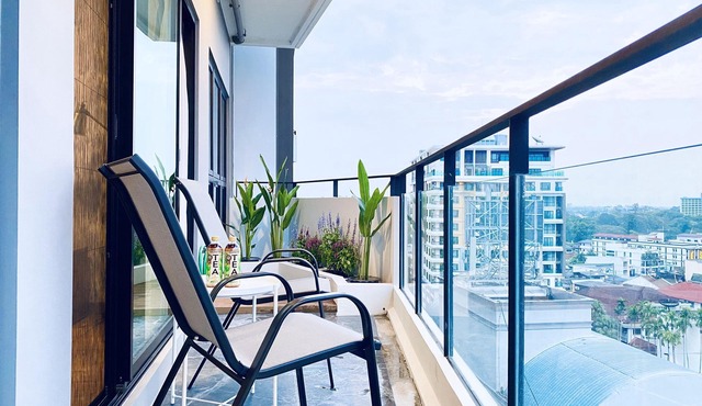 Lux 3BRs Suite/Soft King BEDs+1 ｜Breathtaking Pool｜150m rooftop infinity pool