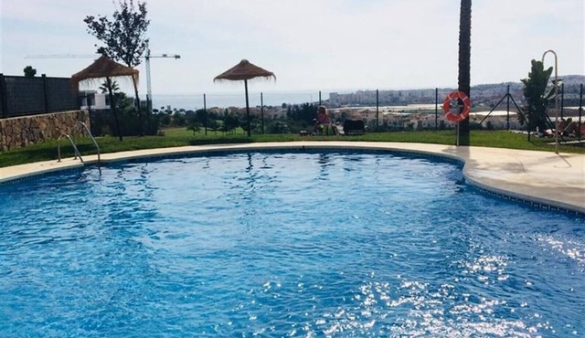 "Lux Apartm BEAUVIVIR" with Shared Pool, Garden & Private Terrace