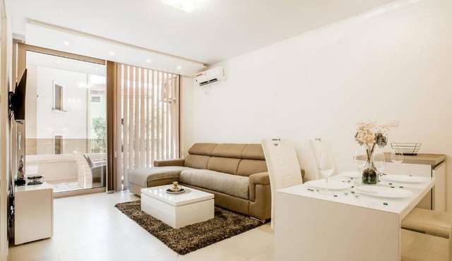 Lux Apartment Teodora Rafailovici