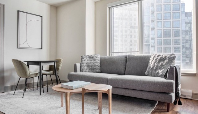 Lux Seaport 1BR w/Gym on Harbor by Blueground