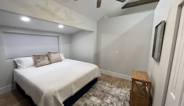 LUX Tiny FarmHouse 2BR/1BA