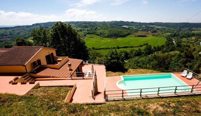 Luxa villa with private pool on the coast of TUSCANY