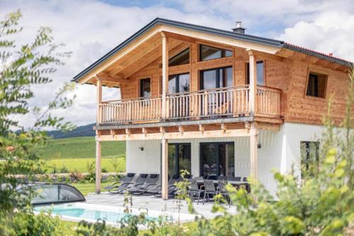 Luxalps- Chalets Inzell- Sauna- Skifahren- Wandern- Natur- Chiemgau Card - Chalet No 8 & 16 mit Hot Pot