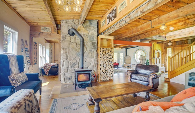 Luxe 14-Acre Vermont Countryside Lodge!