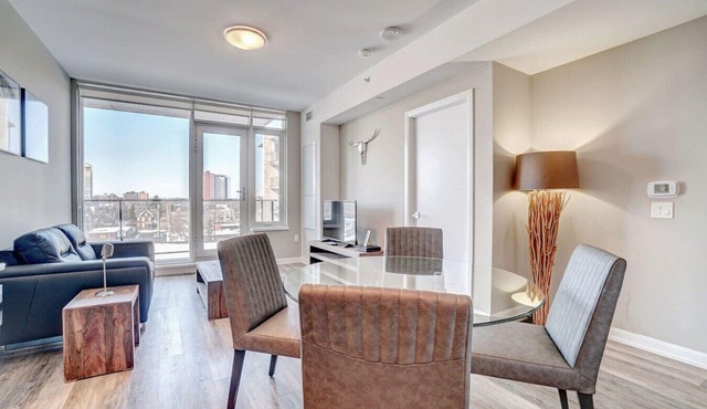 Luxe 1BR with Private Terrace near Ottawa Hospital