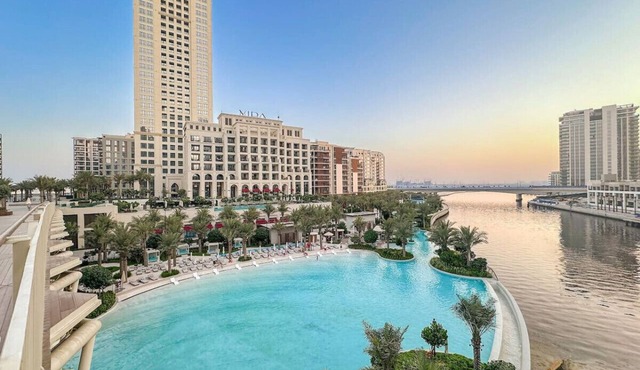 Luxe 2BR w/Pool, Water & Skyline Views | Dubai Creek Harbour