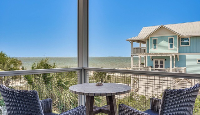 Luxe Beachfront Windmark Cottage w/Deck!