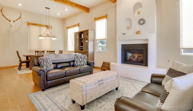 Luxe Desert Retreat w/Mtn Views in Albuquerque!