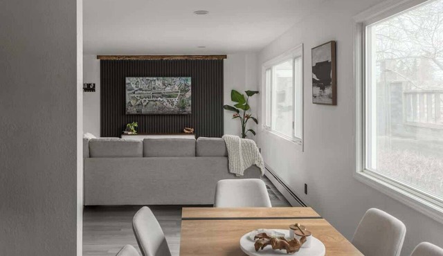 Luxe downtown paradise oasis 2br