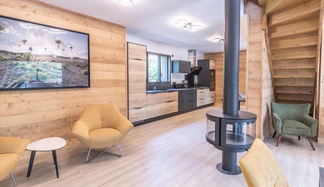 Luxe et confort au bord du golf - 8 pers, spa privé, piscine, salle de sport, nombreuses activités - FR-1-582-380