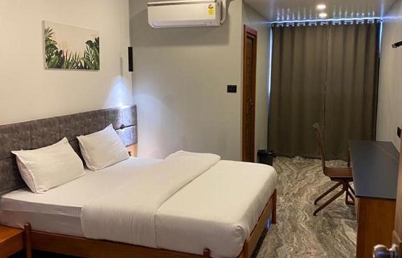 Luxe Inn