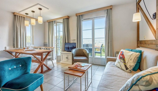 Luxe Normandy Duplex for 8 with Pool