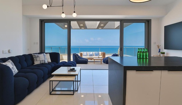 Luxe on the BEACH By LIME