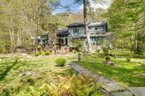 Luxe Poconos Pines Home w/Beach + Amenities!