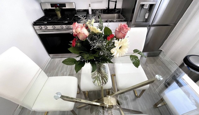 Luxe spacious 4bedroom in the heart Yonkers