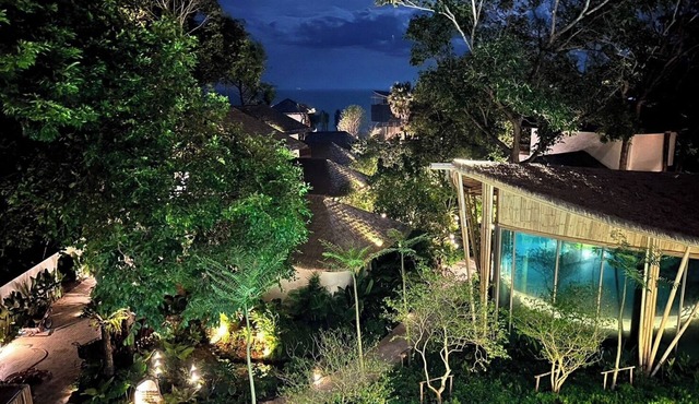 Luxtalay Khanom Hotel