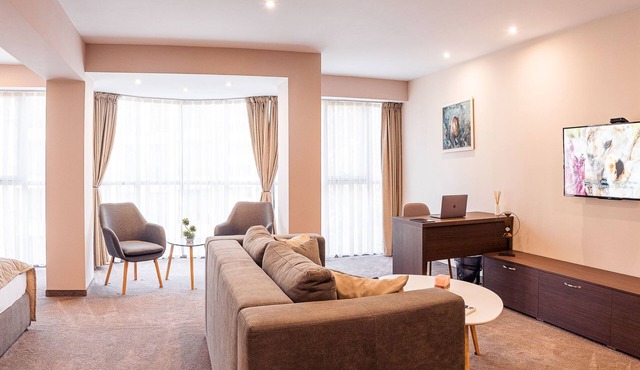 Luxuriöses Studio 8 by Interhome