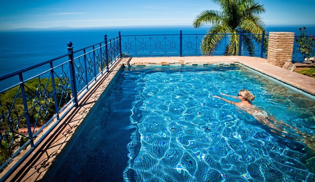 Luxurious villa, exposed location, dream view, sauna, jacuzzi, very quiet area