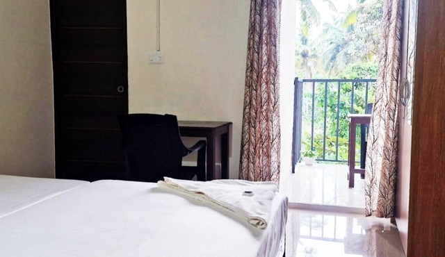 Luxurious 1 double Bed BnB 8