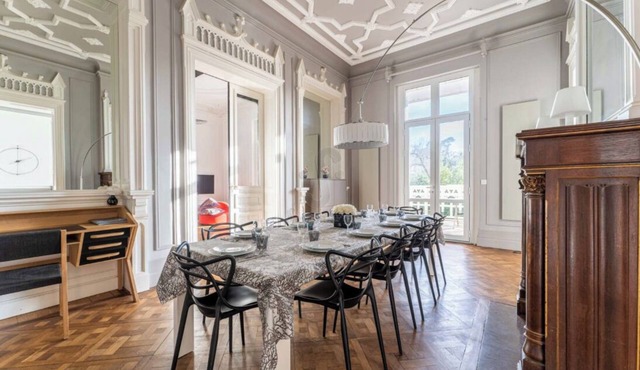 Luxurious 140m2 apartment, terrace, garden, beach at 100m, renovated by architect