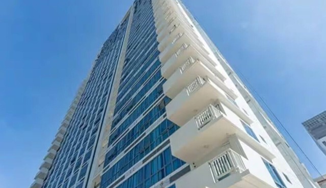 Luxurious 2-BR, 2-BA, 34th Flr, 38 Park Avenue