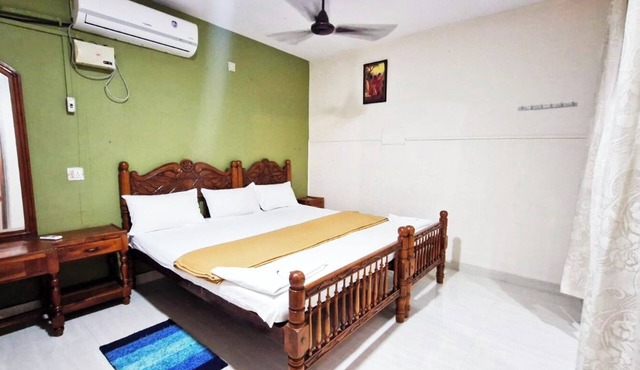 Luxurious 2 king bed BnB 1