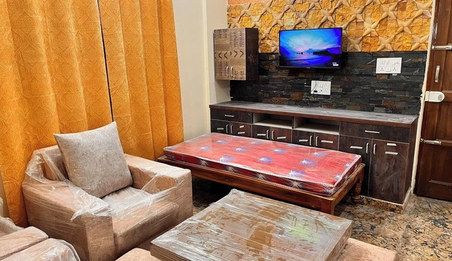 Luxurious 2BHK with 2 rooms 1 bathroom and 2 balconies built like 5 star hotel